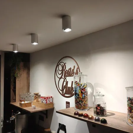 Guest house Rosie's Club 3*