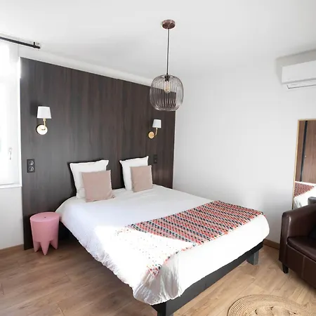 Guest house Rosie's Club 3*