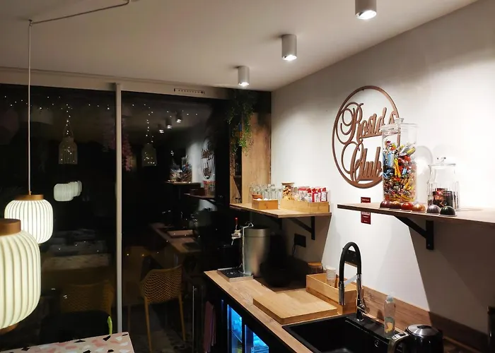 Guest house Rosie's Club 3*