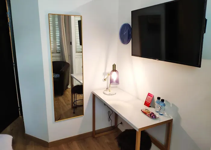 Guest house Rosie's Club